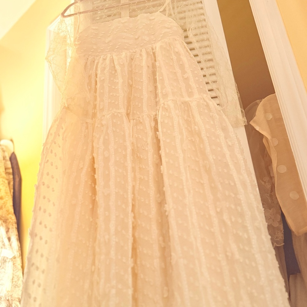 Elegant Long French Empress Linen & Lace Cream Silk Layered Dress